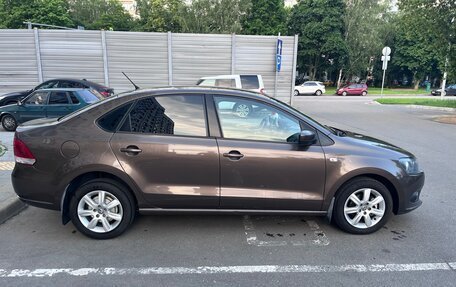 Volkswagen Polo VI (EU Market), 2015 год, 880 000 рублей, 4 фотография