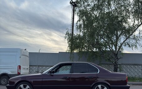 BMW 5 серия, 1993 год, 500 000 рублей, 3 фотография
