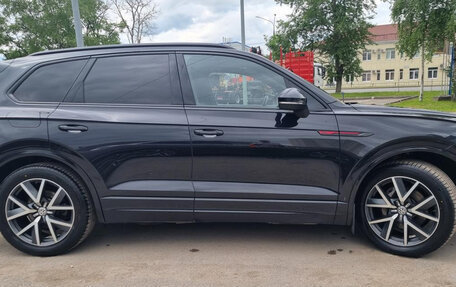 Volkswagen Touareg III, 2019 год, 5 500 000 рублей, 4 фотография