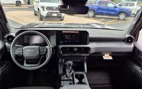 Toyota Land Cruiser Prado, 2025 год, 7 815 000 рублей, 3 фотография