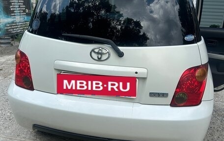 Toyota Ist II, 2002 год, 600 000 рублей, 3 фотография