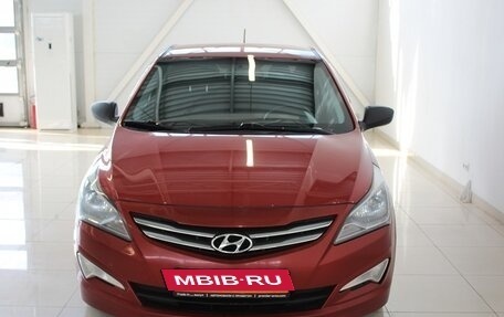 Hyundai Solaris II рестайлинг, 2015 год, 900 000 рублей, 2 фотография