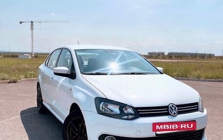 Volkswagen Polo VI (EU Market), 2014 год, 730 000 рублей, 2 фотография