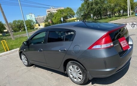 Honda Insight II рестайлинг, 2009 год, 680 000 рублей, 3 фотография