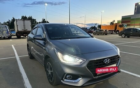 Hyundai Solaris II рестайлинг, 2018 год, 1 500 000 рублей, 3 фотография