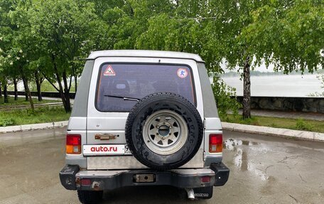 Mitsubishi Pajero III рестайлинг, 1989 год, 575 000 рублей, 3 фотография