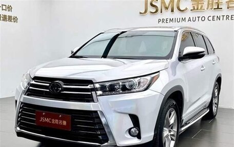 Toyota Highlander III, 2021 год, 3 260 000 рублей, 3 фотография