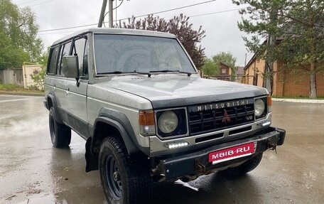Mitsubishi Pajero III рестайлинг, 1989 год, 575 000 рублей, 2 фотография