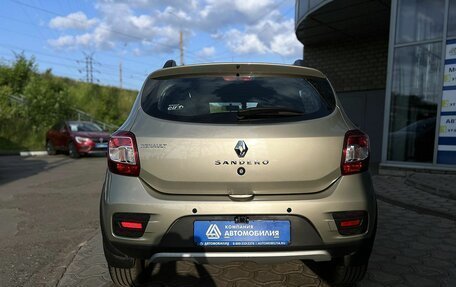 Renault Sandero II рестайлинг, 2019 год, 1 299 000 рублей, 4 фотография