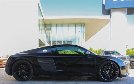 Audi R8, 2022 год, 17 000 276 рублей, 4 фотография