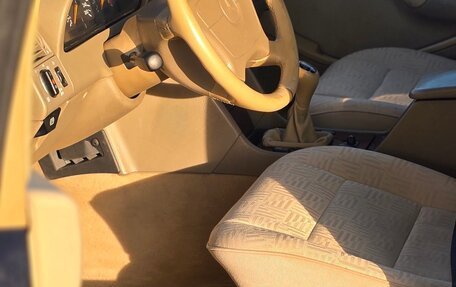 Mercedes-Benz C-Класс, 1997 год, 2 000 000 рублей, 3 фотография