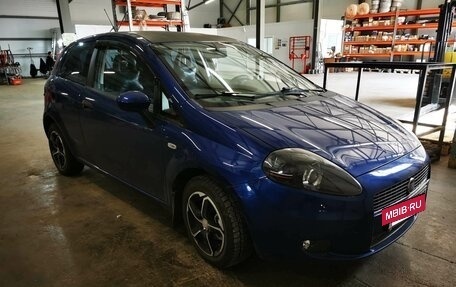 Fiat Punto III Punto Evo рестайлинг, 2008 год, 400 000 рублей, 3 фотография