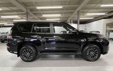 Lexus GX II, 2022 год, 9 823 000 рублей, 5 фотография