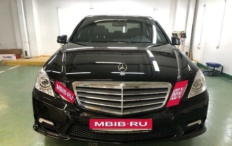 Mercedes-Benz E-Класс, 2011 год, 1 850 000 рублей, 2 фотография