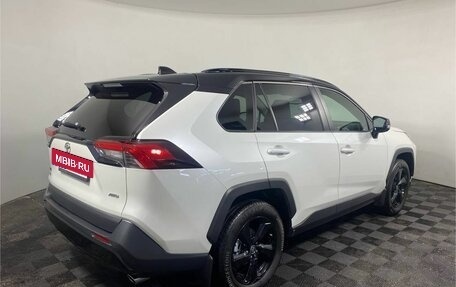 Toyota RAV4, 2021 год, 4 100 000 рублей, 5 фотография