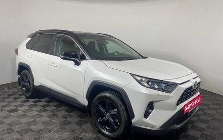 Toyota RAV4, 2021 год, 4 100 000 рублей, 3 фотография