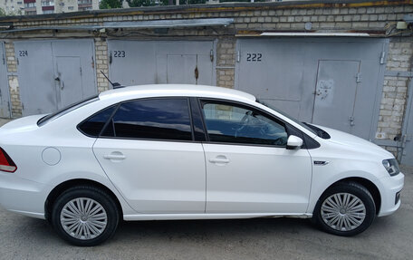 Volkswagen Polo VI (EU Market), 2018 год, 1 300 000 рублей, 2 фотография