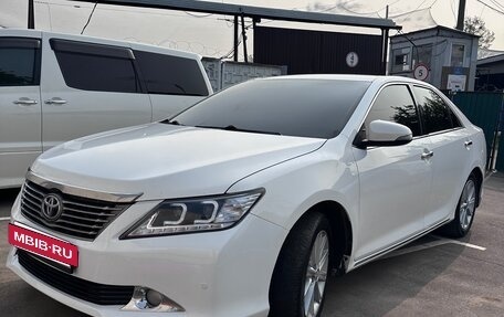 Toyota Camry, 2012 год, 1 730 000 рублей, 2 фотография