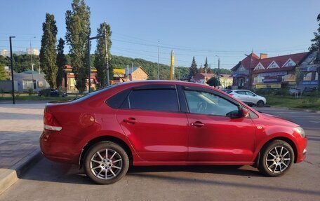 Volkswagen Polo VI (EU Market), 2011 год, 850 000 рублей, 3 фотография