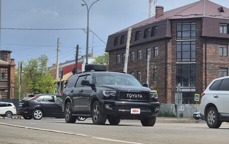 Toyota Sequoia II рестайлинг, 2008 год, 3 500 000 рублей, 2 фотография
