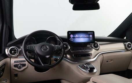 Mercedes-Benz V-Класс, 2019 год, 5 700 000 рублей, 6 фотография