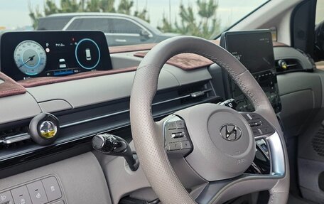 Hyundai Staria, 2022 год, 3 657 080 рублей, 5 фотография
