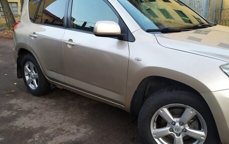 Toyota RAV4, 2006 год, 900 000 рублей, 2 фотография