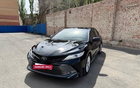 Toyota Camry, 2018 год, 2 680 000 рублей, 2 фотография