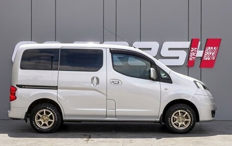 Nissan NV200, 2015 год, 1 890 000 рублей, 5 фотография