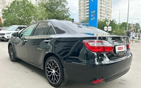 Toyota Camry, 2017 год, 2 349 000 рублей, 3 фотография