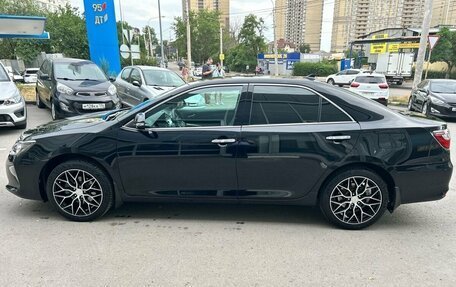 Toyota Camry, 2017 год, 2 349 000 рублей, 2 фотография