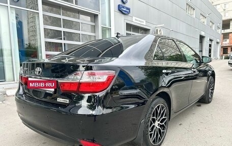 Toyota Camry, 2017 год, 2 349 000 рублей, 5 фотография