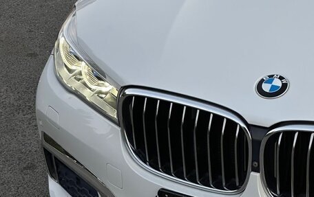 BMW 7 серия, 2017 год, 3 850 000 рублей, 3 фотография