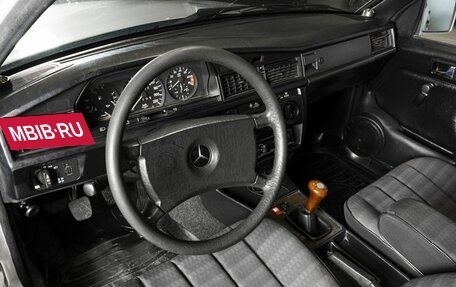 Mercedes-Benz 190 (W201), 1988 год, 400 000 рублей, 3 фотография