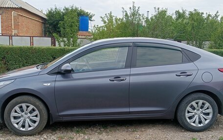 Hyundai Solaris II рестайлинг, 2021 год, 1 600 000 рублей, 3 фотография