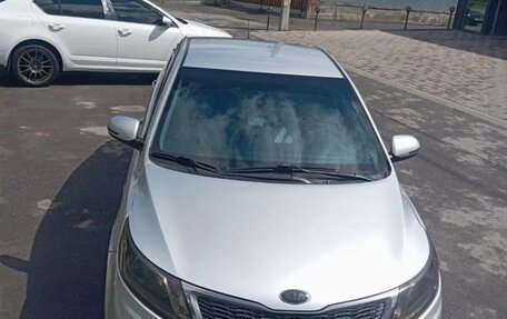 KIA Rio III рестайлинг, 2013 год, 850 000 рублей, 3 фотография
