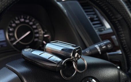 Nissan Patrol, 2013 год, 2 750 000 рублей, 5 фотография