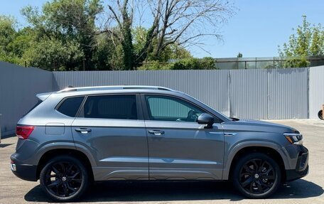 Volkswagen Taos, 2021 год, 2 670 000 рублей, 4 фотография