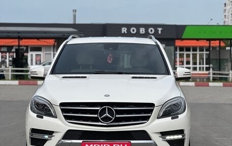 Mercedes-Benz M-Класс, 2012 год, 3 000 000 рублей, 2 фотография