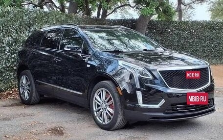 Cadillac XT5 I рестайлинг, 2022 год, 7 611 000 рублей, 3 фотография