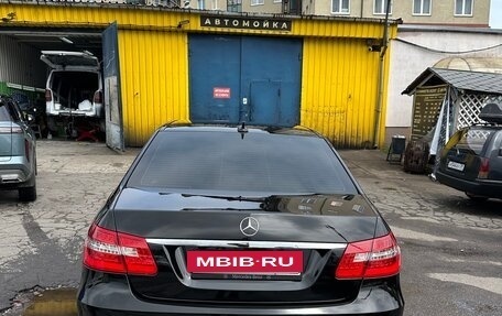 Mercedes-Benz E-Класс, 2011 год, 1 550 000 рублей, 6 фотография