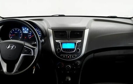 Hyundai Solaris II рестайлинг, 2014 год, 825 000 рублей, 5 фотография