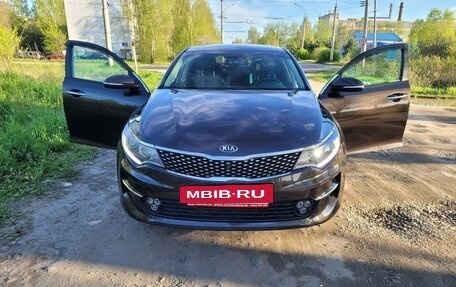 KIA Optima IV, 2018 год, 1 950 000 рублей, 3 фотография