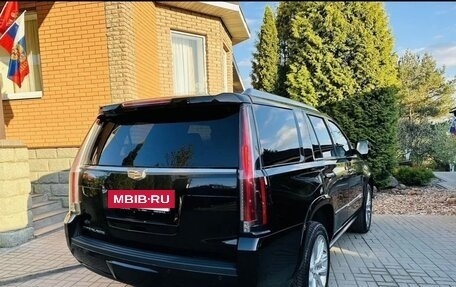 Cadillac Escalade IV, 2020 год, 5 390 000 рублей, 3 фотография
