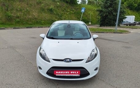 Ford Fiesta, 2011 год, 650 000 рублей, 2 фотография
