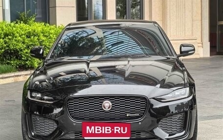 Jaguar XE I рестайлинг, 2022 год, 2 500 000 рублей, 2 фотография