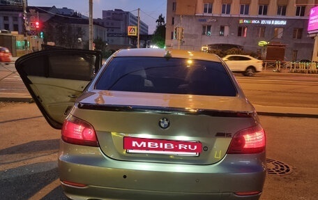 BMW 5 серия, 2004 год, 1 200 000 рублей, 4 фотография