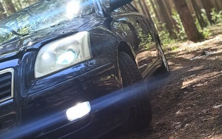 Toyota Avensis III рестайлинг, 2005 год, 720 000 рублей, 2 фотография