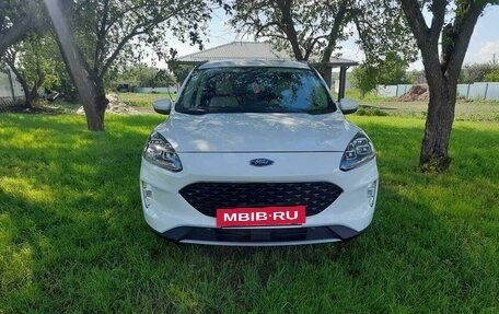 Ford Escape, 2020 год, 2 780 000 рублей, 2 фотография