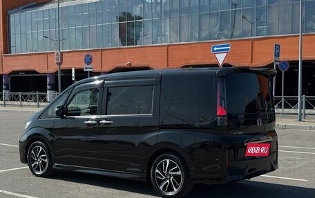 Honda Stepwgn IV, 2015 год, 2 100 000 рублей, 4 фотография